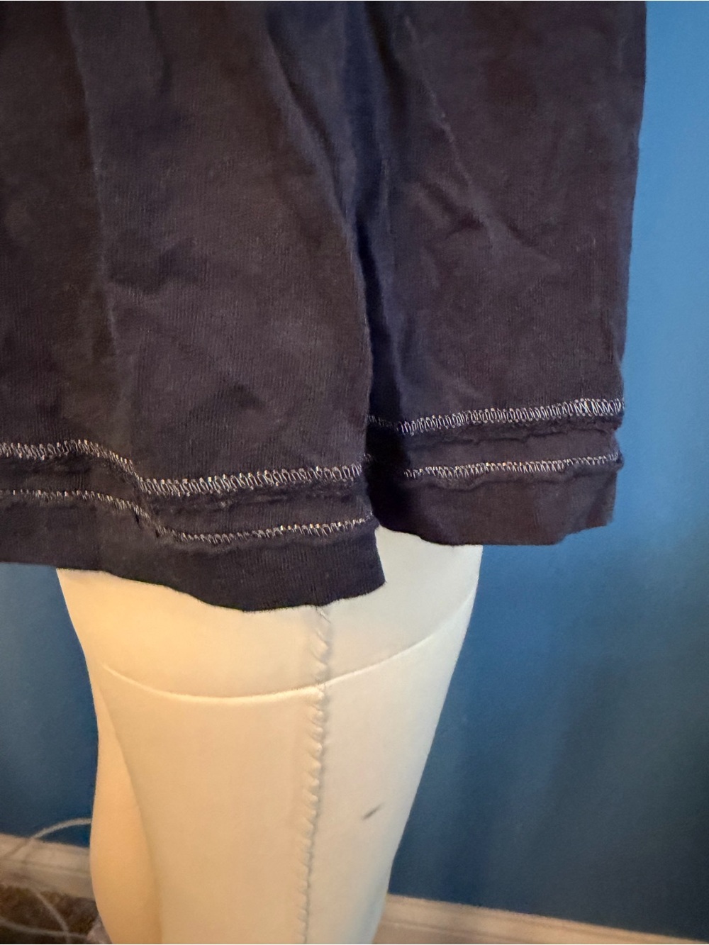 Abercrombie & Fitch Navy Lace-Trim Cami - Picture 3 of 4